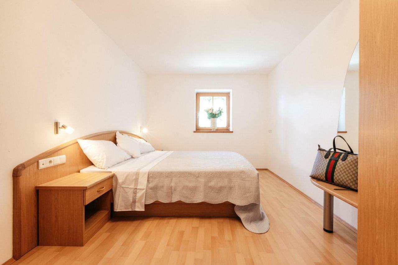 Bertoldihof Apartment กอร์ตัชชา ภายนอก รูปภาพ