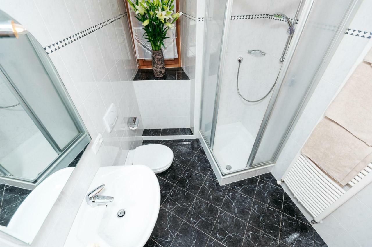 Bertoldihof Apartment กอร์ตัชชา ภายนอก รูปภาพ